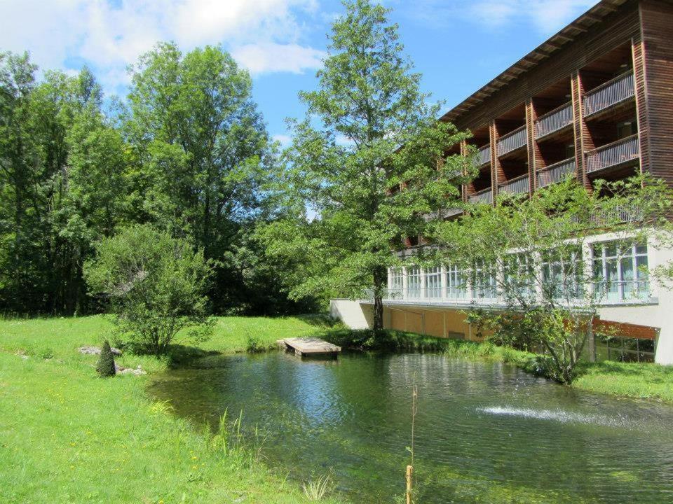 Hotel Bergkristall Wildalpen Exteriör bild