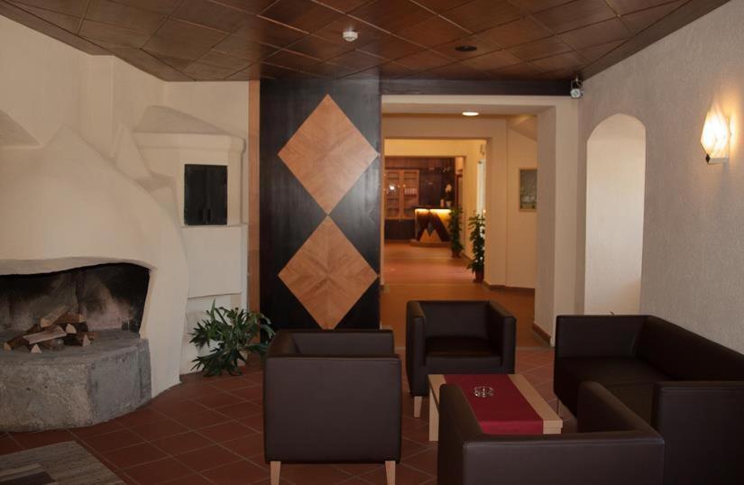 Hotel Bergkristall Wildalpen Exteriör bild