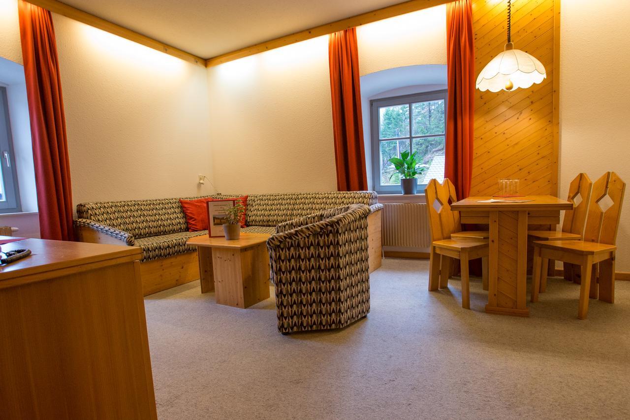 Hotel Bergkristall Wildalpen Exteriör bild